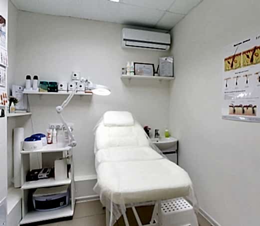 Интерьер студии депиляции. Кабинет 2